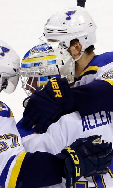 Allen saves 39 shots, Blues power past Bruins 4-2